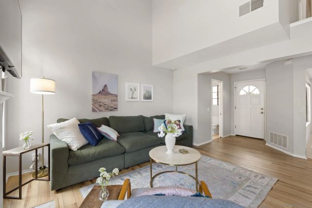 12305 Caminito Mira Del Mar, San Diego, CA 92130