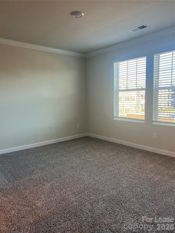 3718 Memorial Parkway, Charlotte, NC 28217