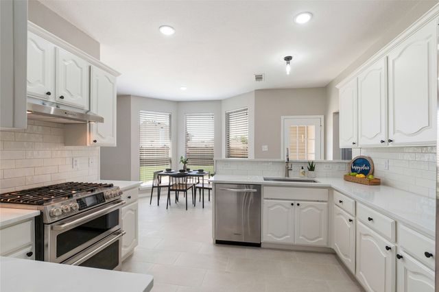 10231 Castle Drive, Frisco, TX 75035