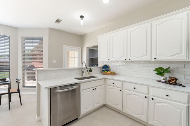 10231 Castle Drive, Frisco, TX 75035
