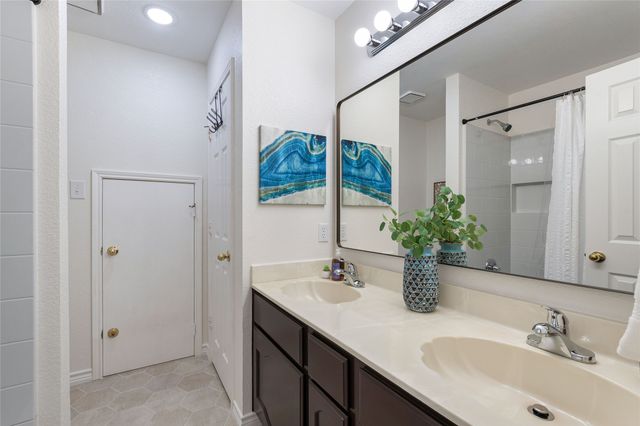 10231 Castle Drive, Frisco, TX 75035