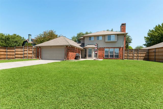 10231 Castle Drive, Frisco, TX 75035