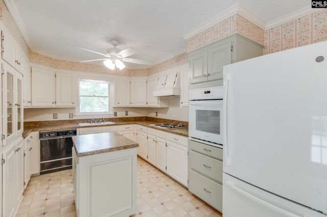 241 Woodridge Circle, Lugoff, SC 29078