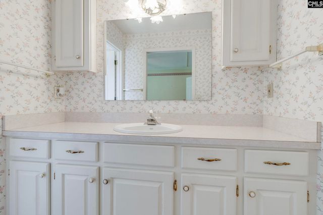 241 Woodridge Circle, Lugoff, SC 29078