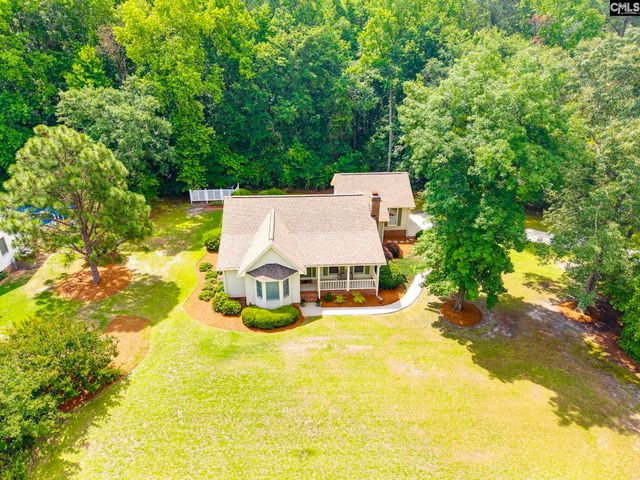 241 Woodridge Circle, Lugoff, SC 29078