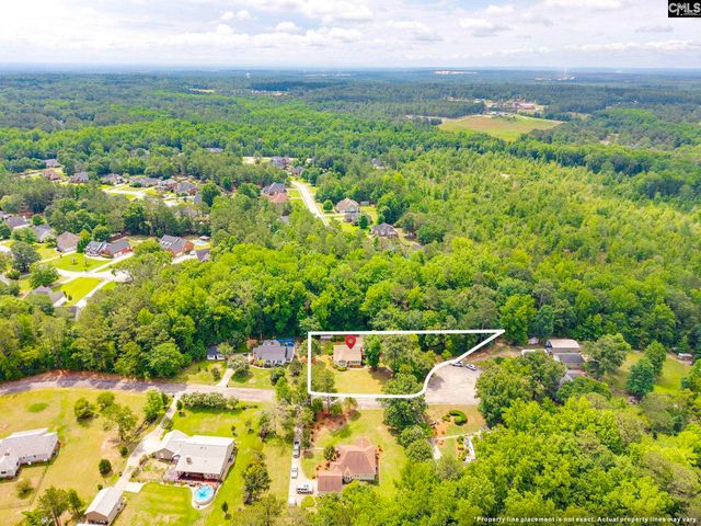 241 Woodridge Circle, Lugoff, SC 29078