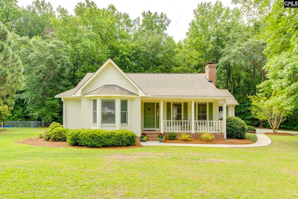 241 Woodridge Circle, Lugoff, SC 29078