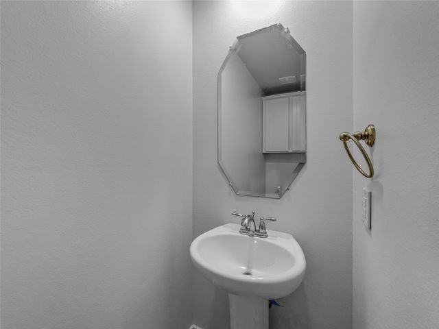2126 Hobby Drive, Forney, TX 75126