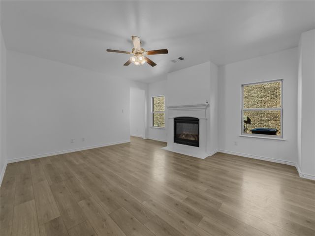 2126 Hobby Drive, Forney, TX 75126
