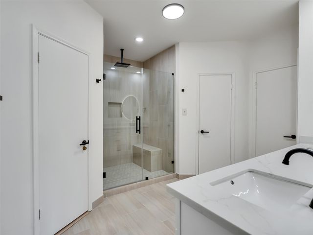 26 Cherry Hill Drive, Conroe, TX 77304