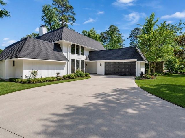 26 Cherry Hill Drive, Conroe, TX 77304