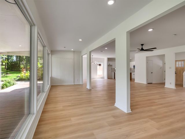 26 Cherry Hill Drive, Conroe, TX 77304