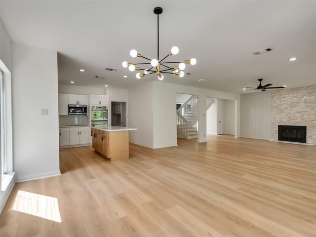 26 Cherry Hill Drive, Conroe, TX 77304