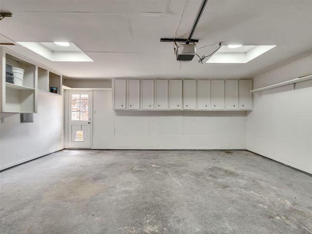 26 Cherry Hill Drive, Conroe, TX 77304