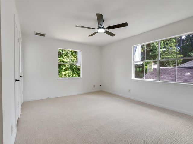 26 Cherry Hill Drive, Conroe, TX 77304
