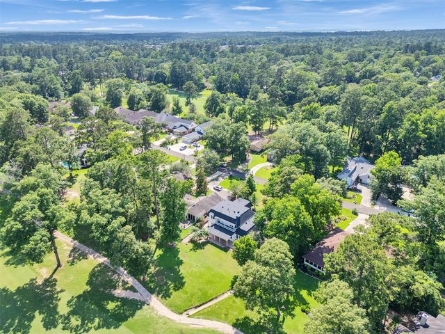 26 Cherry Hill Drive, Conroe, TX 77304