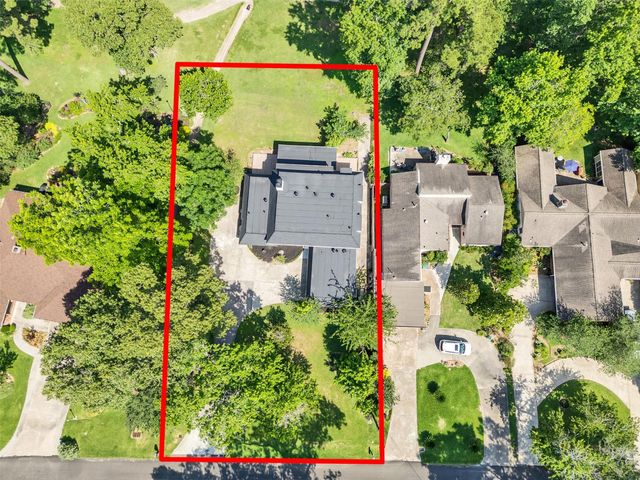 26 Cherry Hill Drive, Conroe, TX 77304