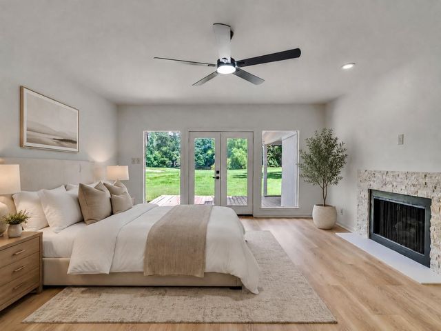 26 Cherry Hill Drive, Conroe, TX 77304
