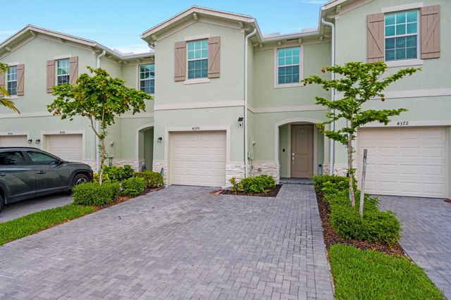 4370 Pond Lily Lane, Lake Worth, FL 33467