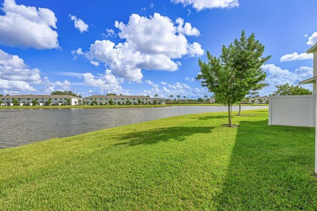 4370 Pond Lily Lane, Lake Worth, FL 33467
