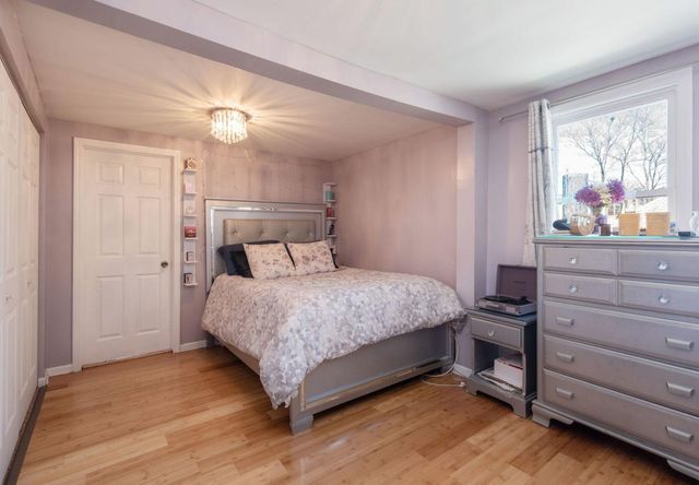 10736 S Church Street, Chicago, IL 60643
