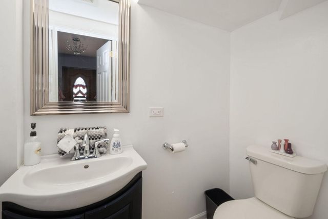 10736 S Church Street, Chicago, IL 60643