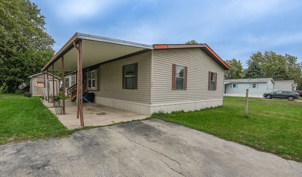 77 Berry Lane, Bourbonnais, IL 60914