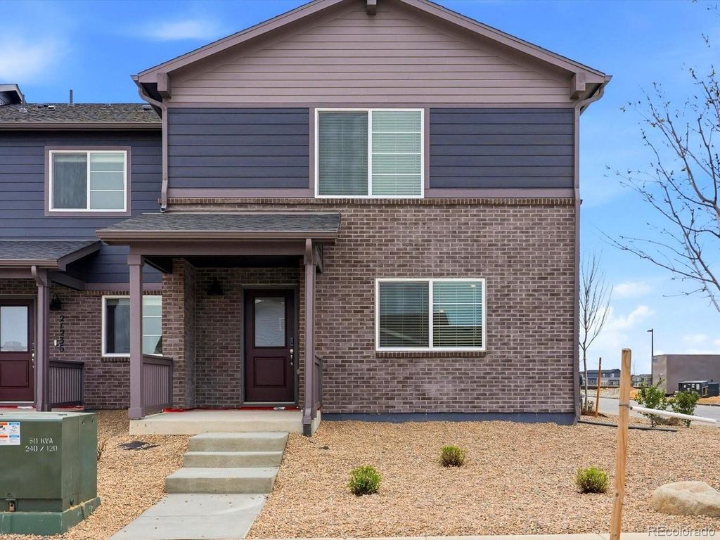 21234 E 65th Dr, Aurora, CO 80019
