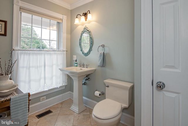 8781 TILGHMAN ISLAND RD, Wittman, MD 21676
