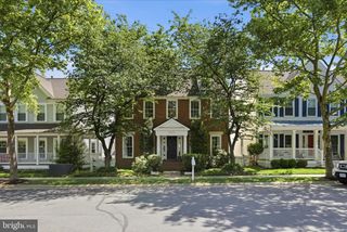 20358 PLAINFIELD ST, Ashburn, VA 20147