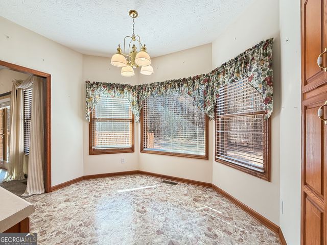 1100 Highway 54, Moreland, GA 30259