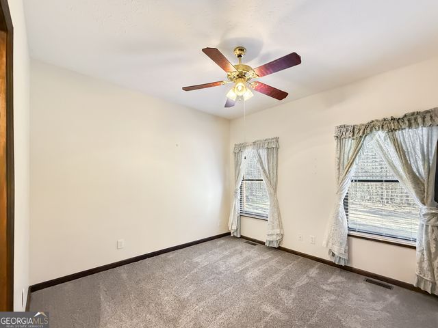 1100 Highway 54, Moreland, GA 30259