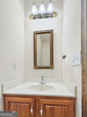 1100 Highway 54, Moreland, GA 30259