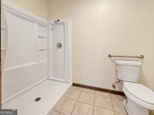 1100 Highway 54, Moreland, GA 30259