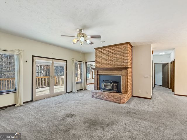 1100 Highway 54, Moreland, GA 30259