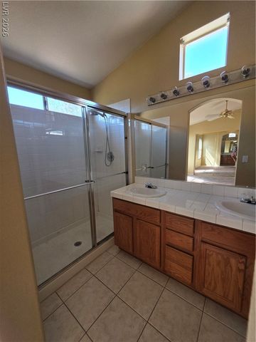 9829 Ridge Creek Place, Las Vegas, NV 89134