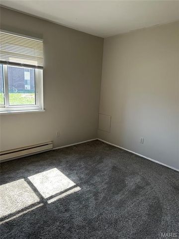 7609 Hazelcrest Drive C, Hazelwood, MO 63042