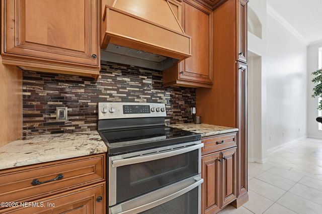 173 CROSSROAD LAKES Drive, Ponte Vedra Beach, FL 32082