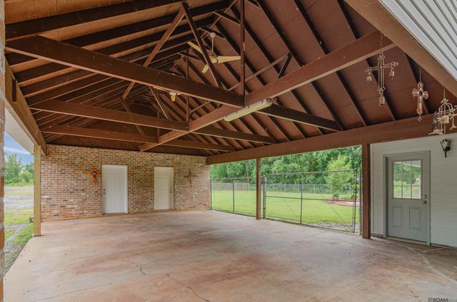 14105 Bert Allen Rd, Gonzales, LA 70737