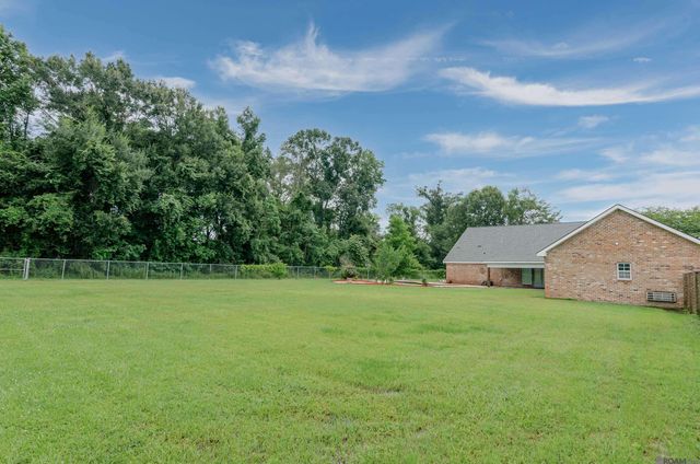 14105 Bert Allen Rd, Gonzales, LA 70737