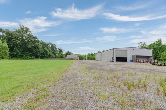 14105 Bert Allen Rd, Gonzales, LA 70737