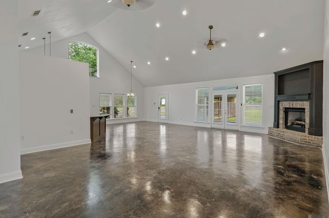 14105 Bert Allen Rd, Gonzales, LA 70737