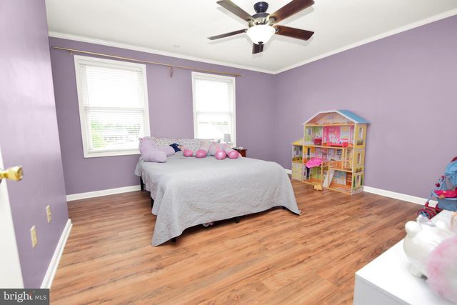 34 LARCH DR, Shippensburg, PA 17257