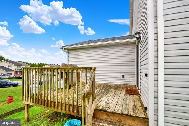 34 LARCH DR, Shippensburg, PA 17257