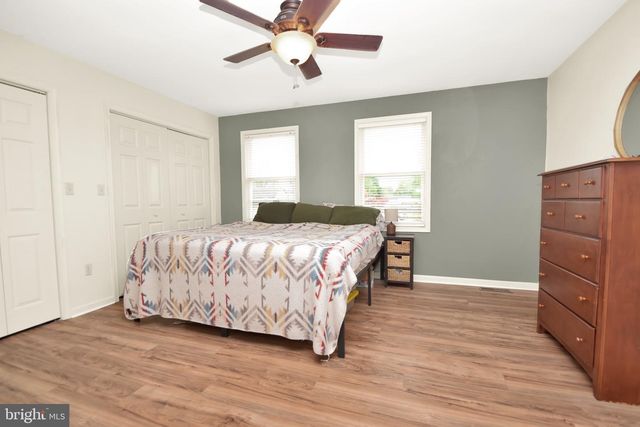 34 LARCH DR, Shippensburg, PA 17257