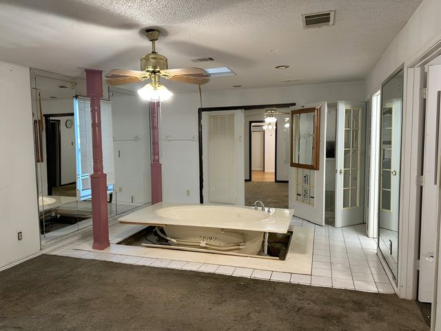 1915 Prairie View Drive, Dallas, TX 75235