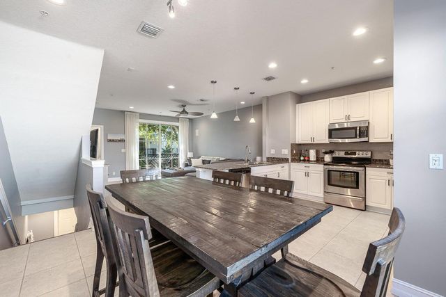 75 Atlantic Grove Way, Delray Beach, FL 33444