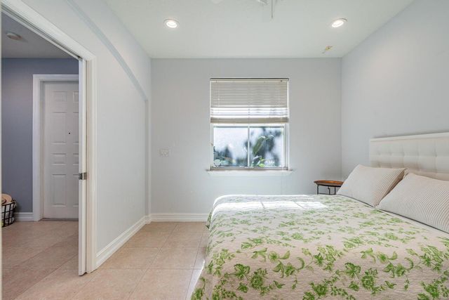 75 Atlantic Grove Way, Delray Beach, FL 33444