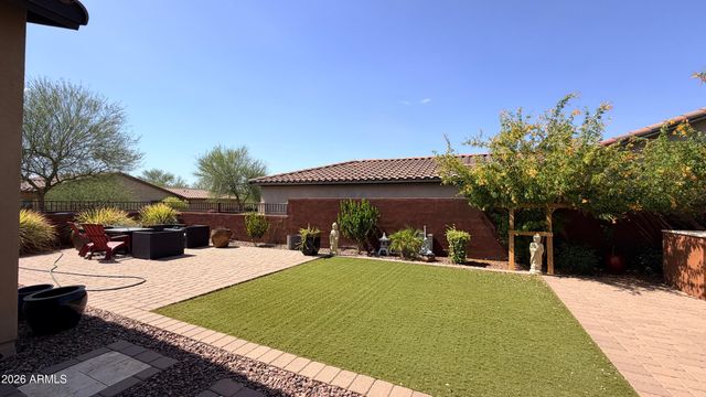 1518 E HAZEL Drive, Phoenix, AZ 85042