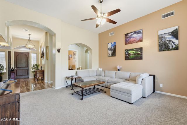 6964 E GRANDVIEW Street, Mesa, AZ 85207